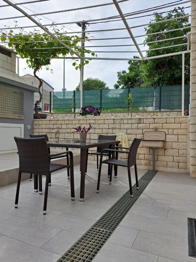 Apartment Deni Solin Zewnętrze zdjęcie